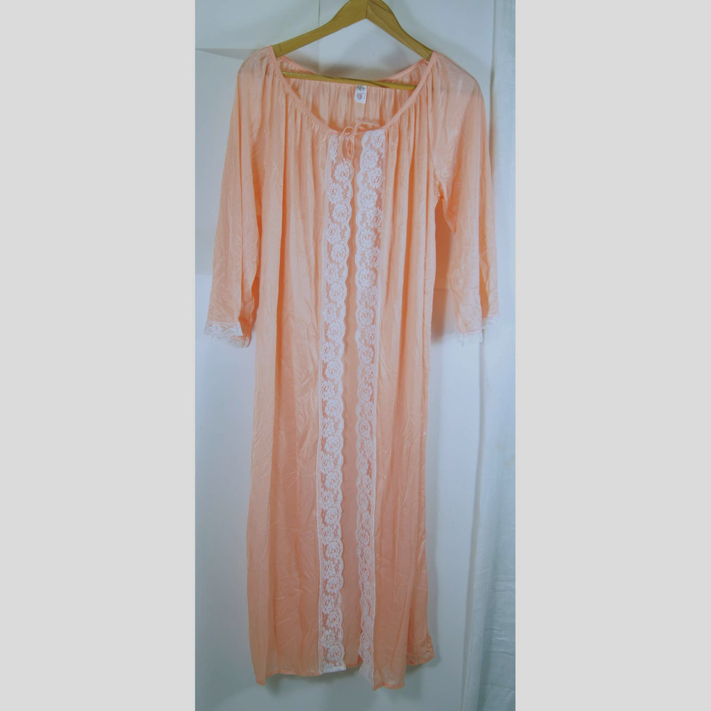 Vintage Womens Nightgown Robe Size 42 44